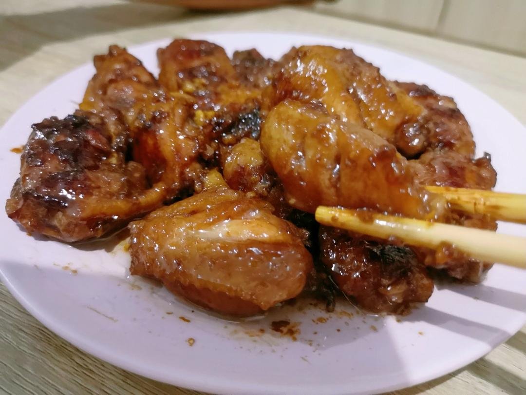 不要再可乐鸡翅了，求求你试试蒜香鸡翅吧，香味捅破天花板！