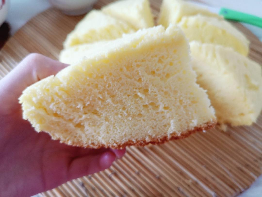 不用电子称只需要普通电饭锅做的电饭锅蛋糕