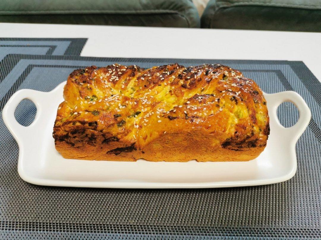 香葱肉松手撕吐司