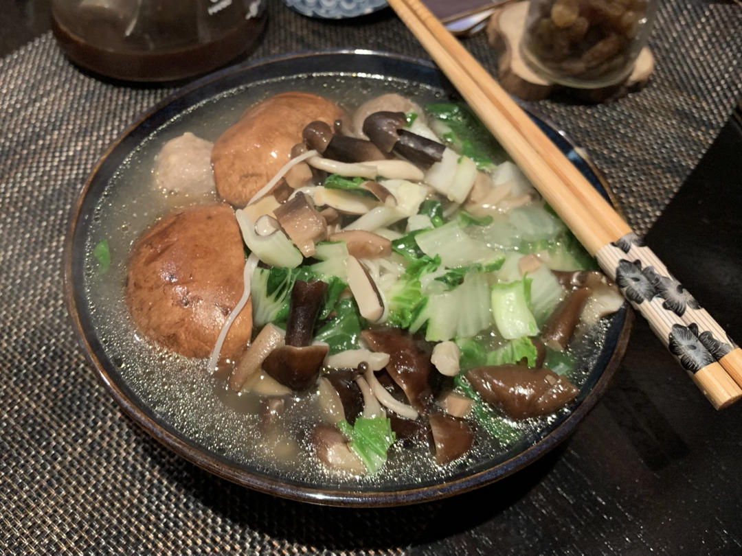 【菌菇鸡汤面】菌鲜汤浓 养胃舒体