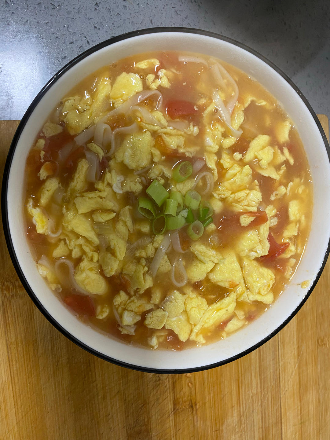 汤都要喝光的西红柿鸡蛋面