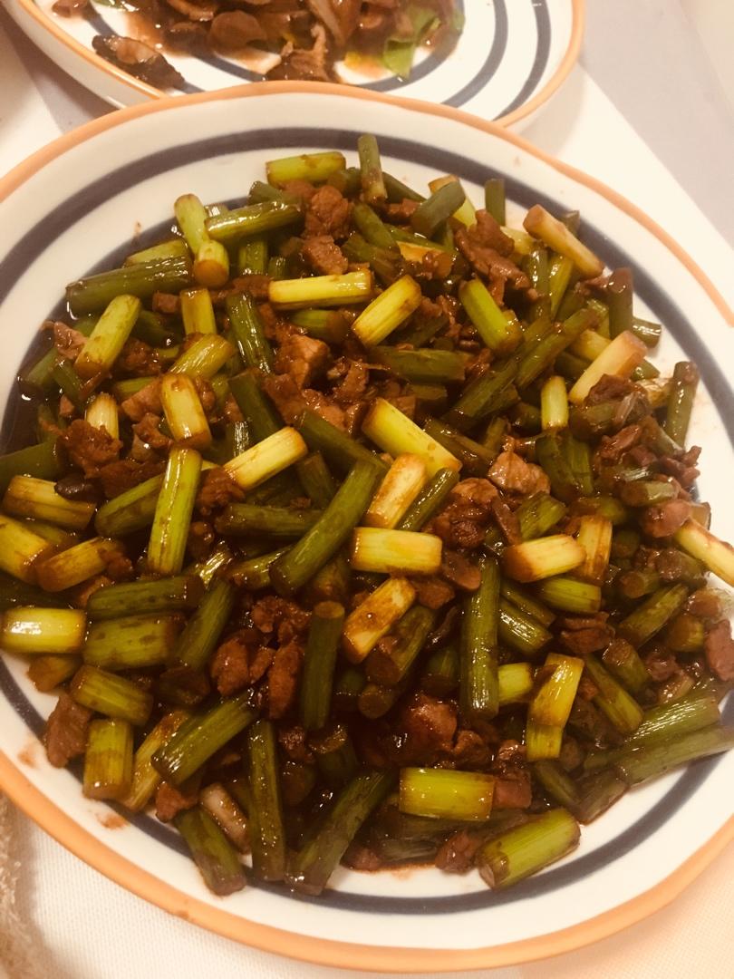 超下饭的蒜苔肉末