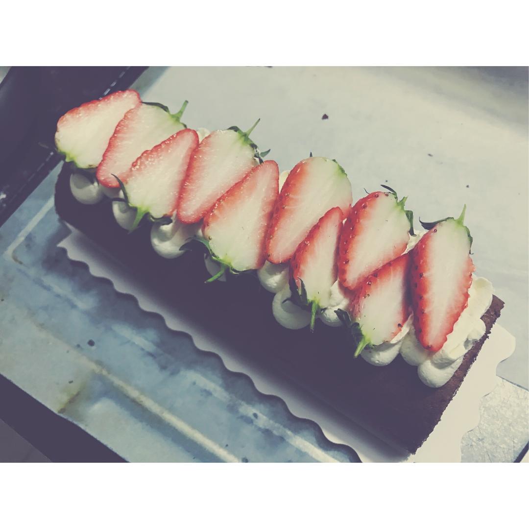 肥而不腻的超厚瑞士卷