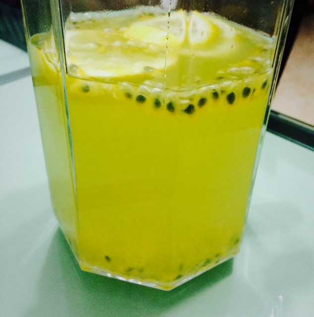 夏夏夏老大做的百香果柠檬茶
