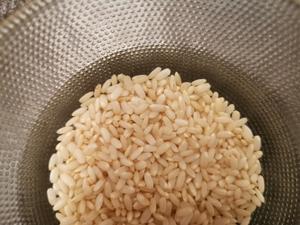发芽糙米的做法 步骤2