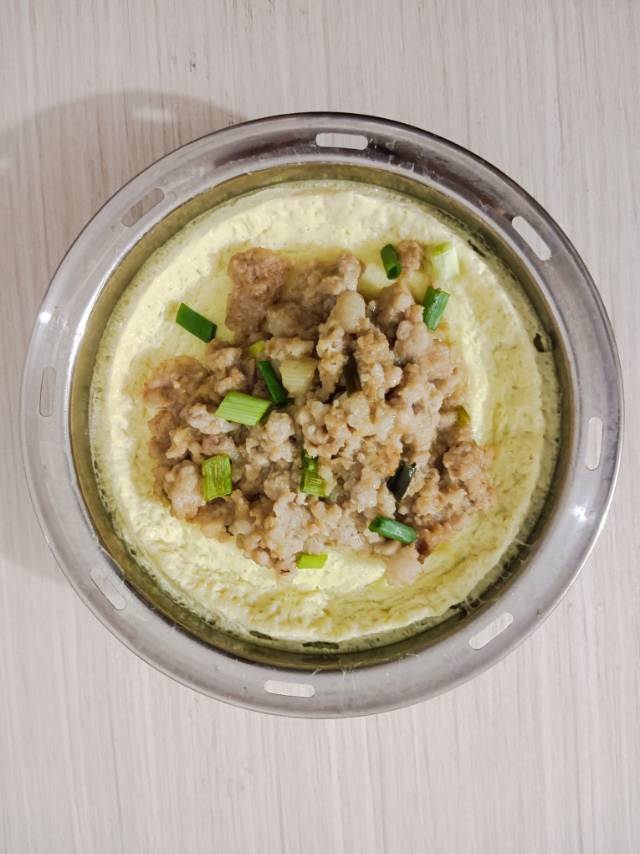 比布丁还要嫩！巨好吃又营养的肉末水蒸蛋