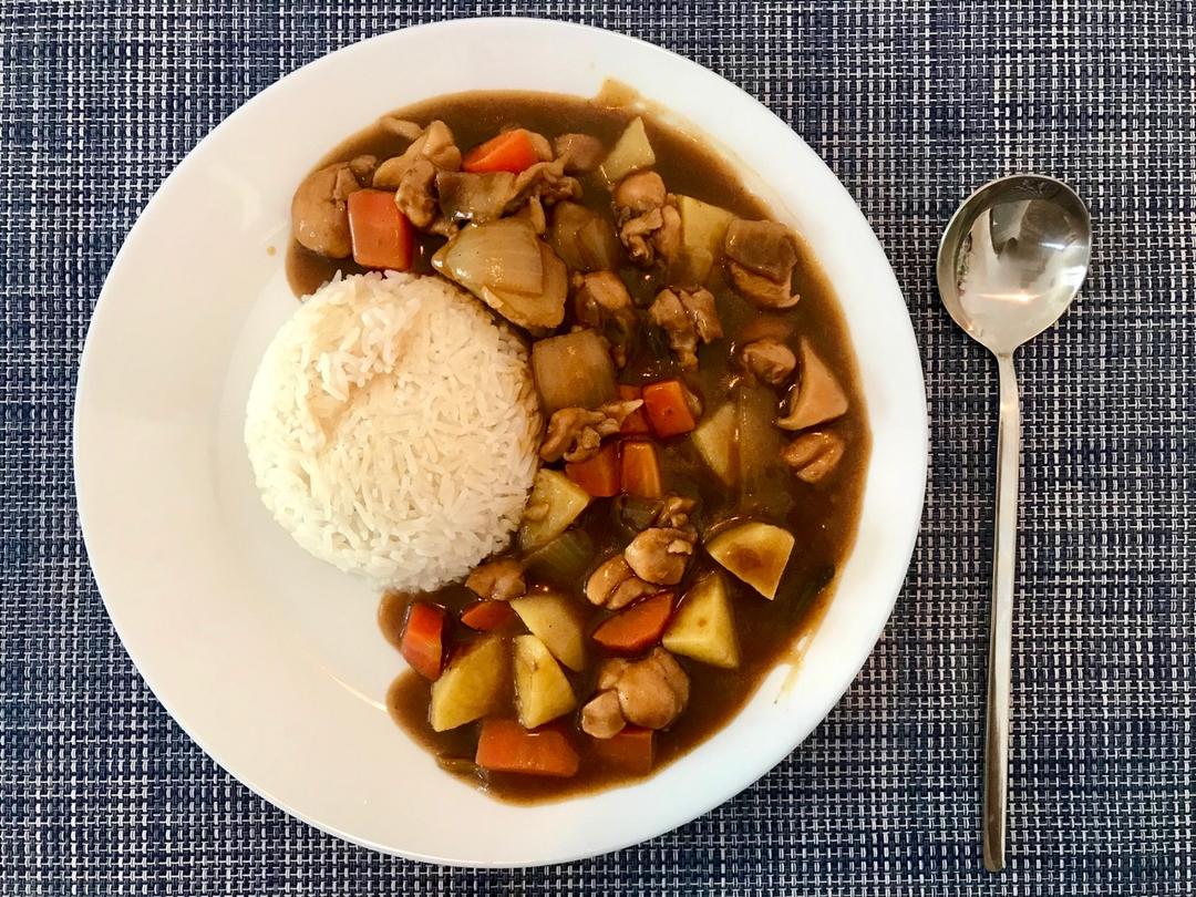 咖喱鸡肉饭