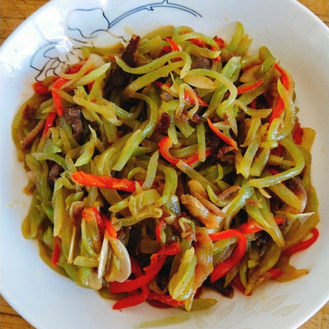 莴笋炒肉丝