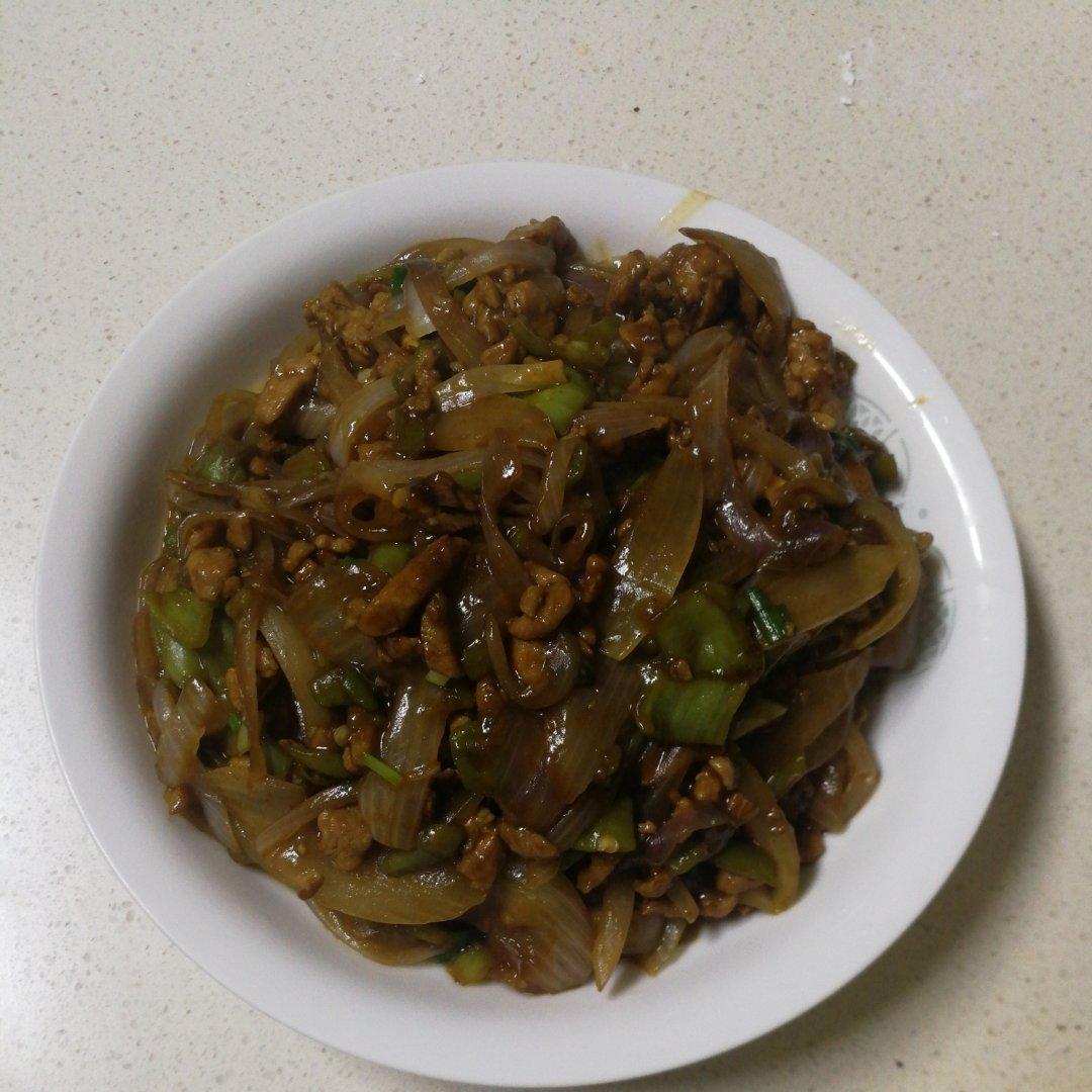 洋葱青椒炒肉丝