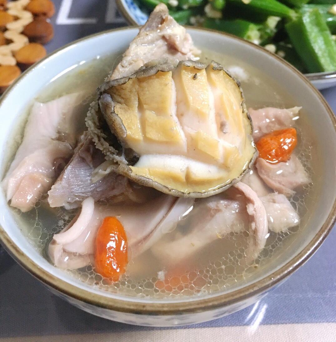 养胃猪肚排骨鲍鱼汤电饭煲版