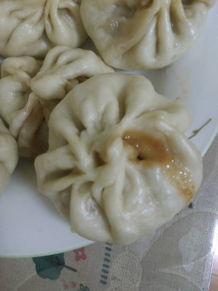 家常蒸包子（新手必学 超详 各式花卷馒头适用）