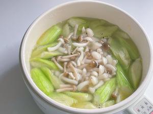 低脂低卡‼️鲜美快手汤‼️丝瓜菌菇汤‼️好吃不胖天的做法 步骤7