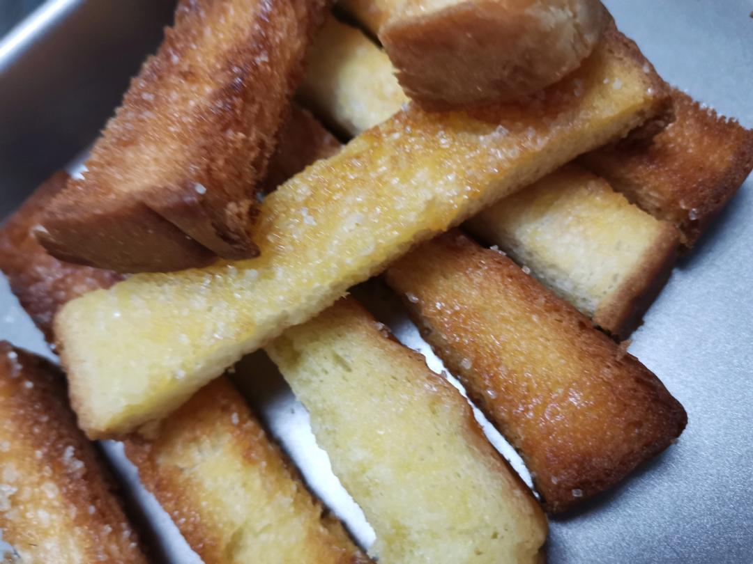 黄油焦糖面包条
