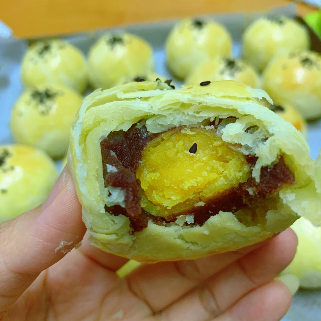 蛋黄酥酥酥（超级奶香黄油版）