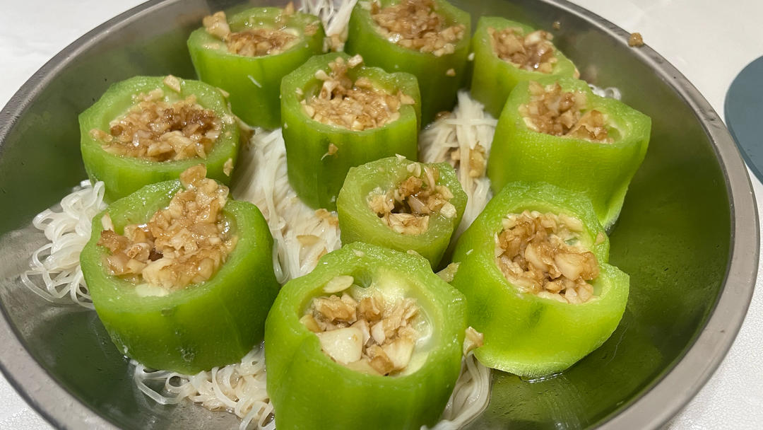 蒜蓉粉丝蒸丝瓜