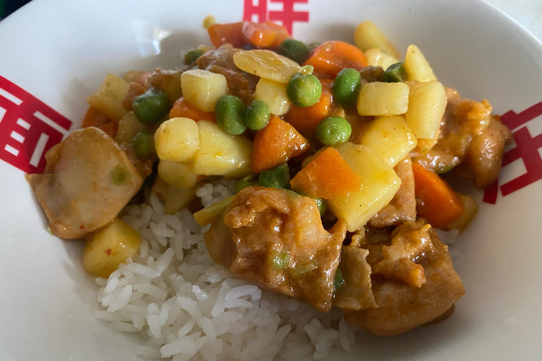 土豆胡萝卜炒鸡丁