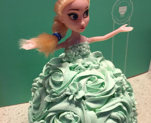 冰雪奇缘爱莎公主蛋糕的做法