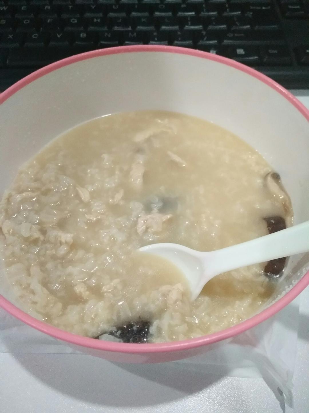 香菇鸡肉粥