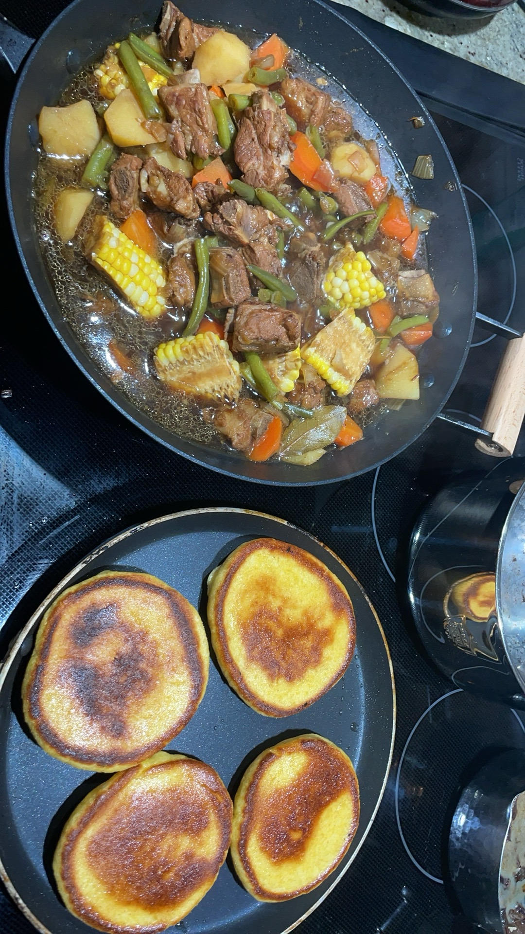 东北贴饼子、玉米饼