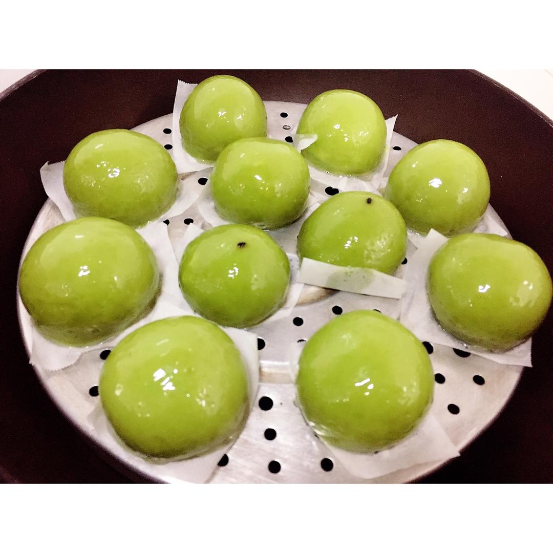 网红青团～～咸蛋黄肉松青团