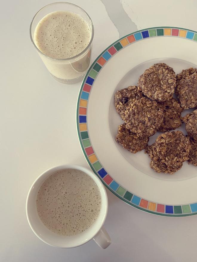 椰油燕麦花生饼干-快手！配上奇亚籽和豆沙更健康😎😃的做法