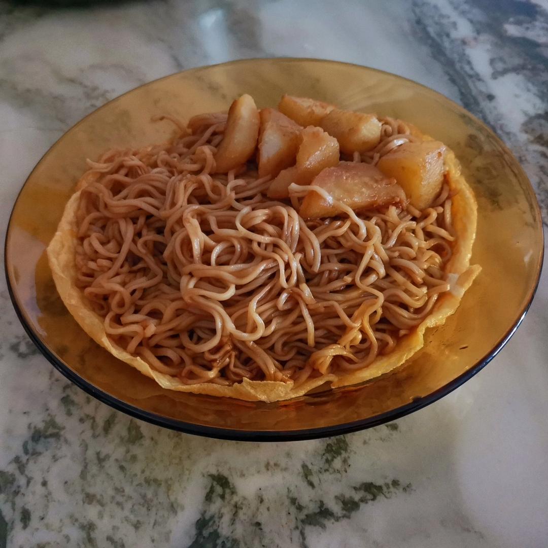 千万别学我这样做焖面！我怕你吃三碗都不够