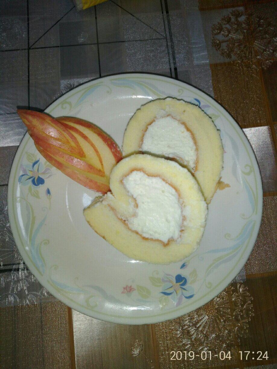 戚风奶油蛋糕卷