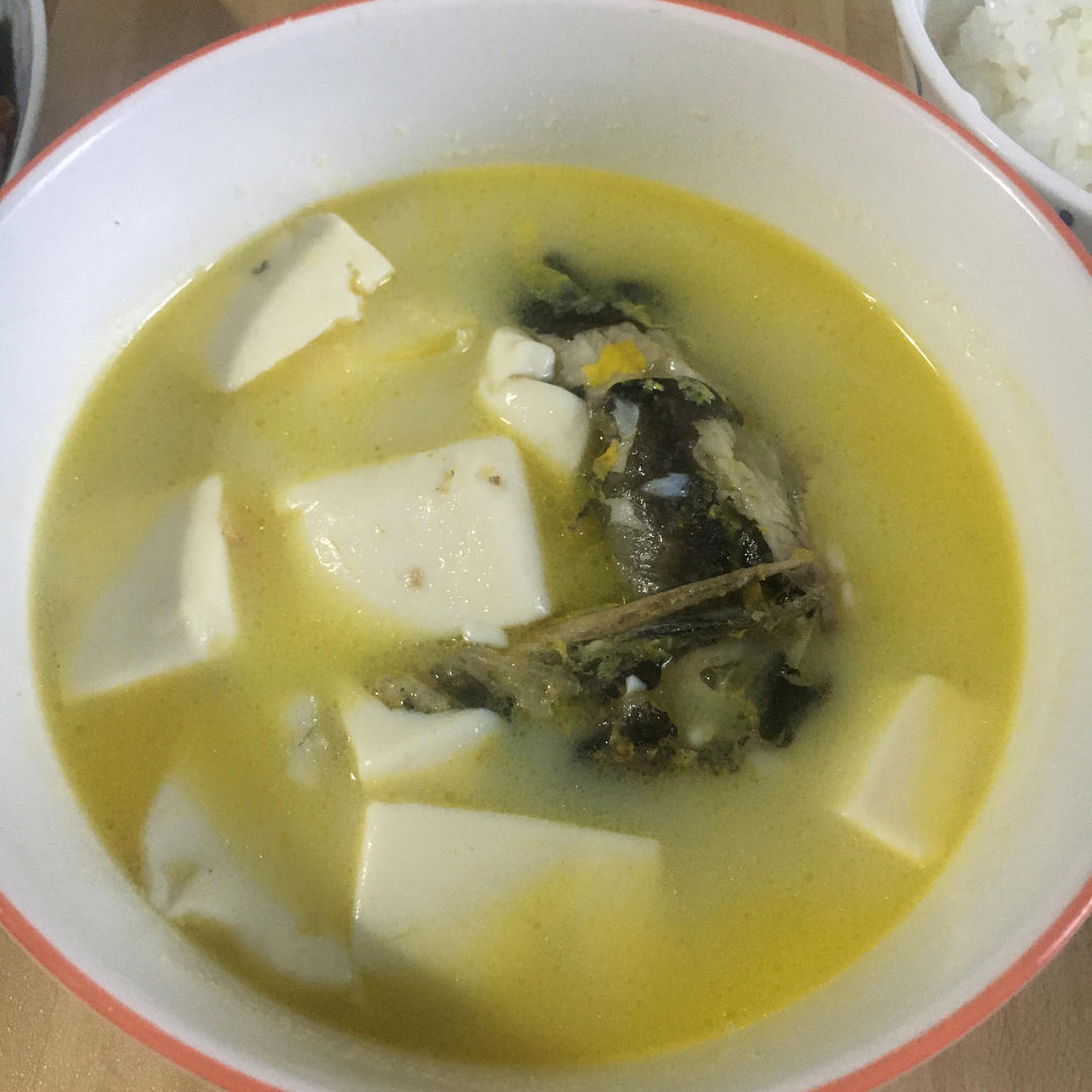 昂刺鱼豆腐汤（黄辣丁）