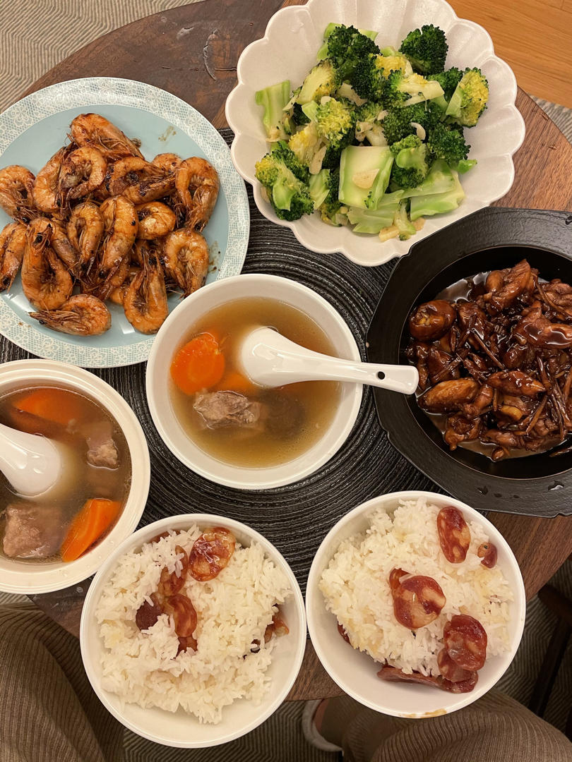 正宗台式三杯鸡（零失败！周围朋友全都赞不绝口！ 😁）