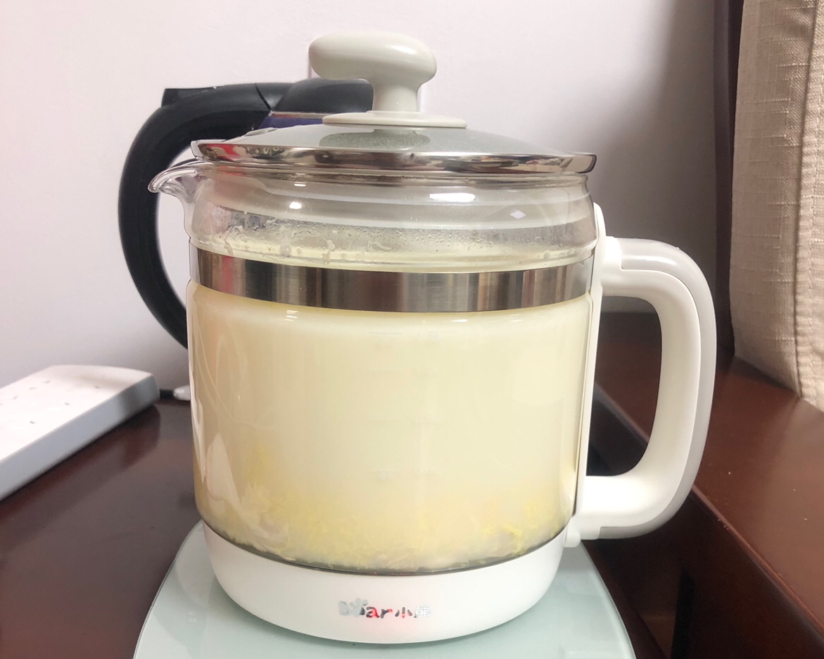 🥜养生壶之花生牛奶蛋汤 高蛋白暖心糖水甜品的做法 步骤13
