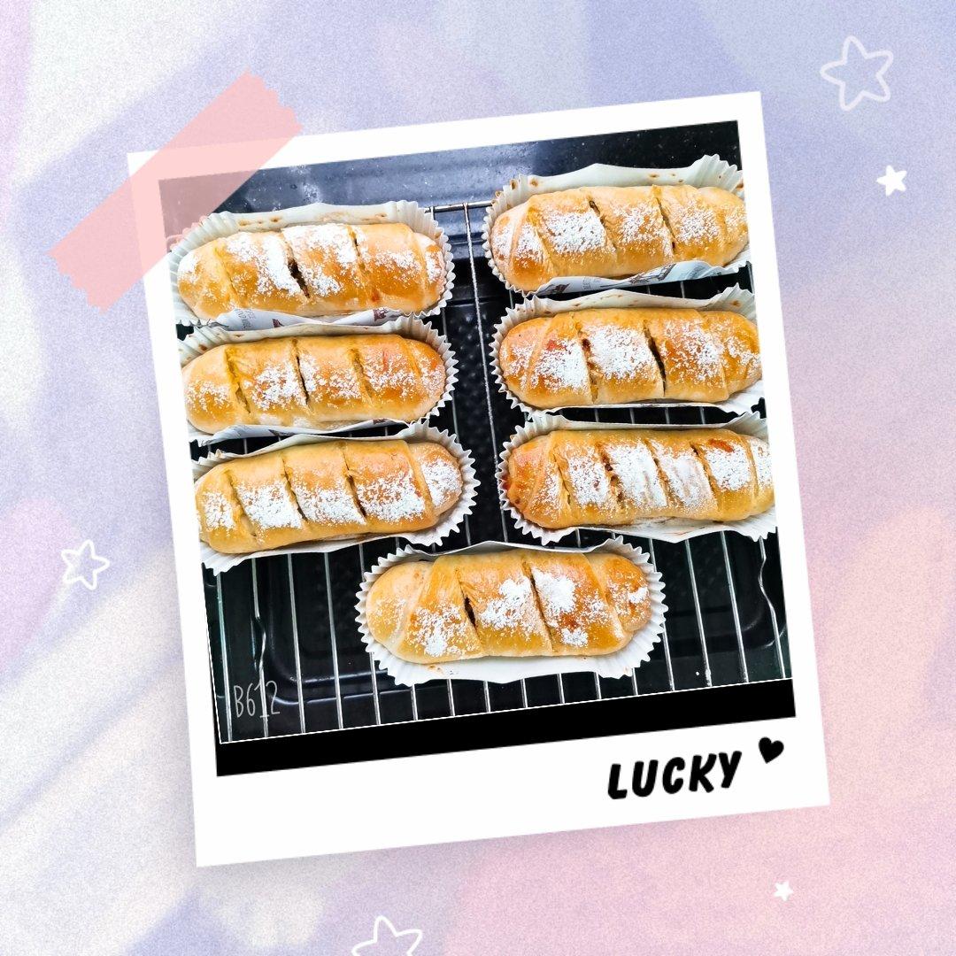 内心柔软的蔓越莓芝士软欧包