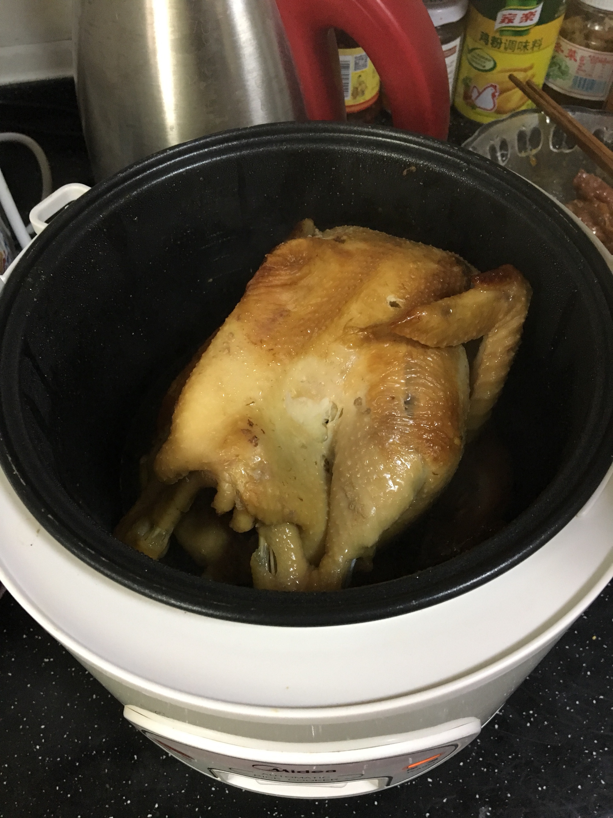 必学电饭煲焗鸡简单又好吃秒光的做法 步骤3