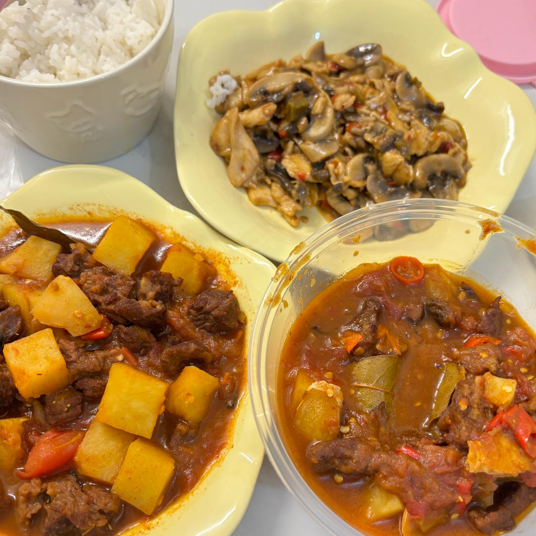 番茄土豆炖牛腩