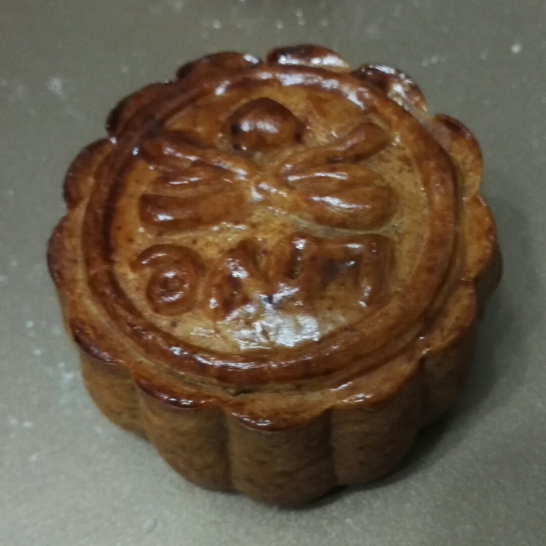 广式莲蓉（豆沙）蛋黄月饼（超详细步骤）