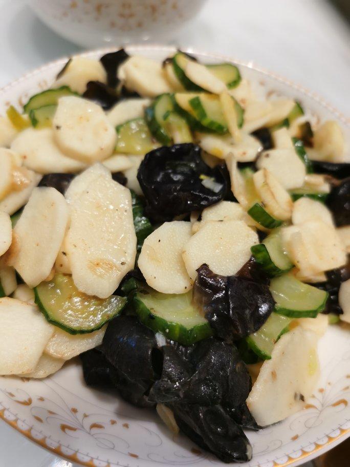 素菜冠军！营养美味的山药炒木耳