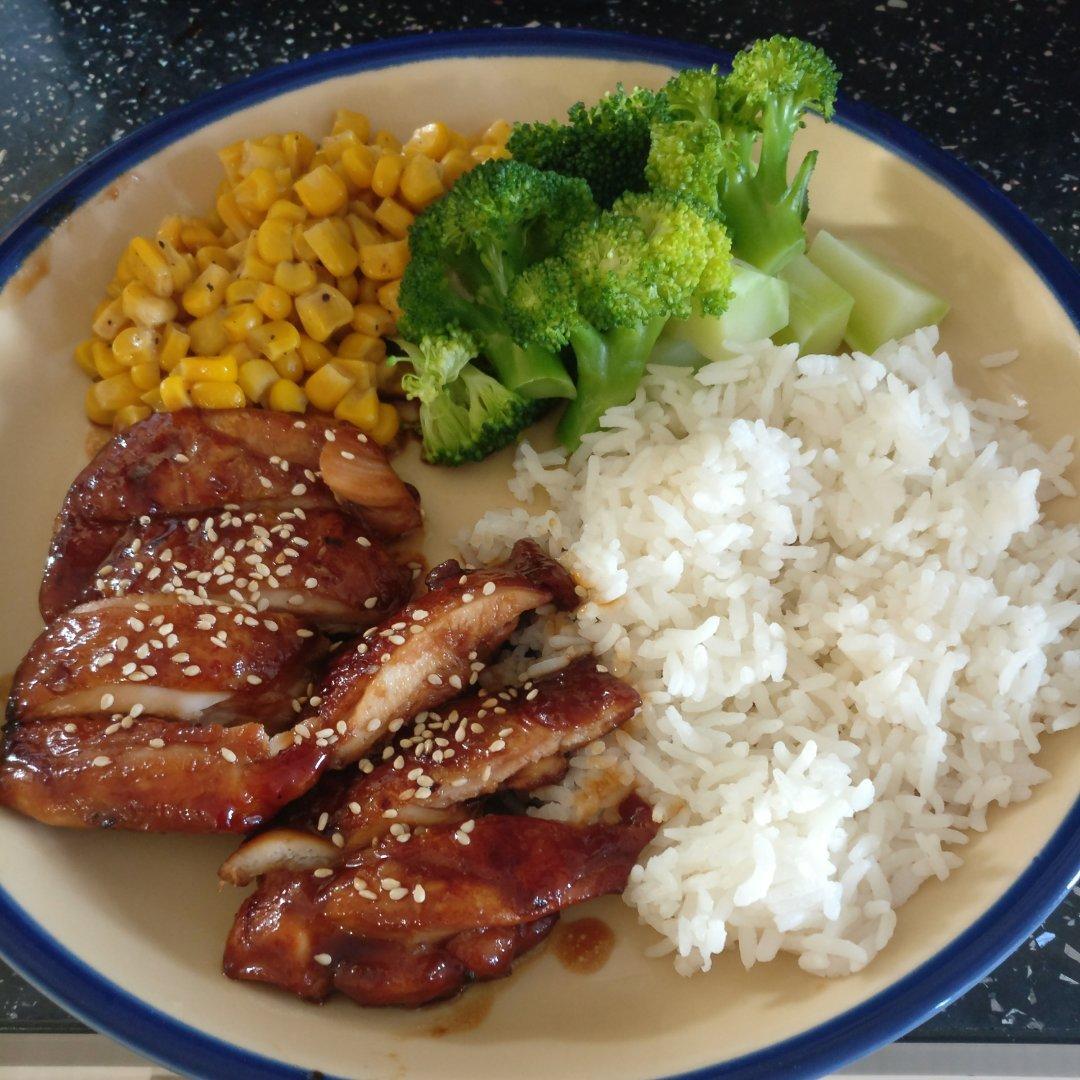 照烧鸡腿饭