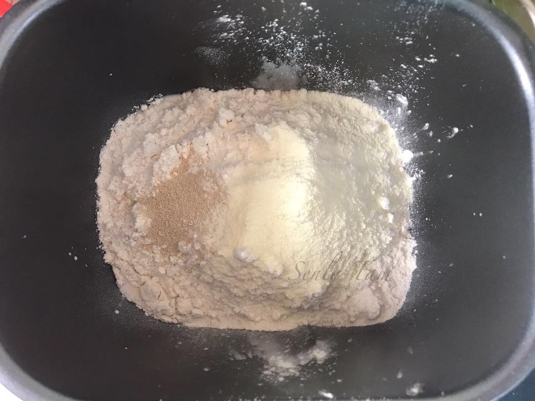 纯奶手撕吐司的做法 步骤1