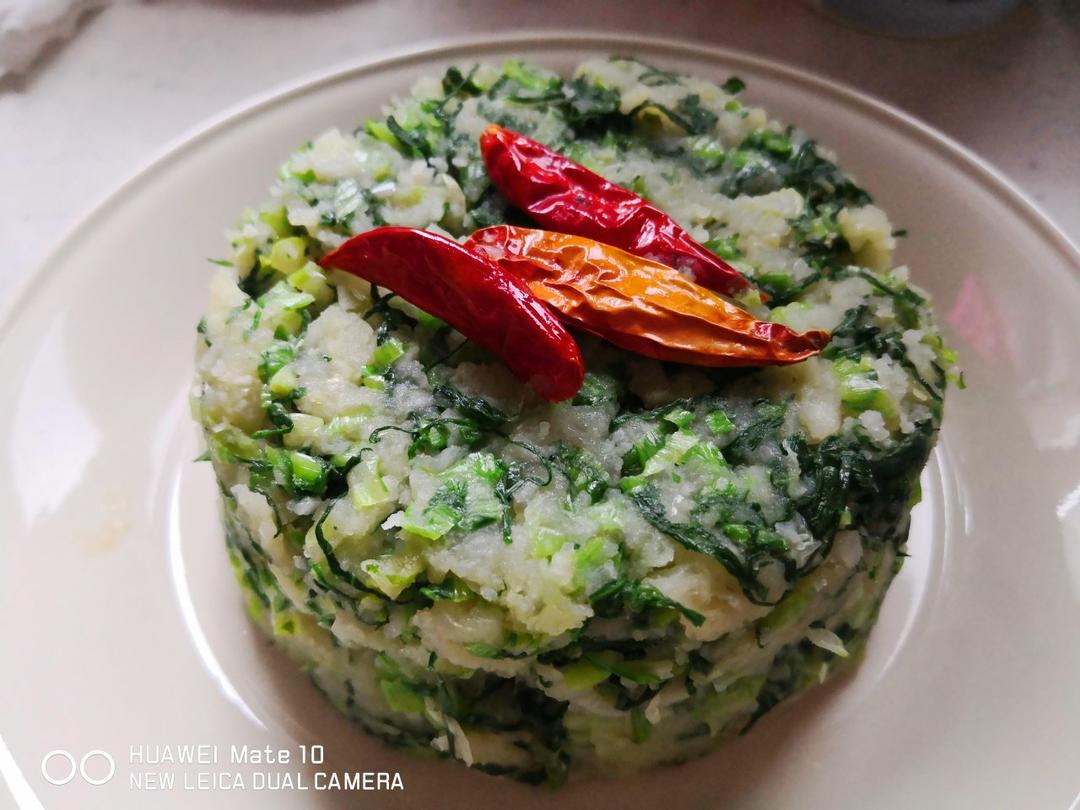 土豆划小白菜