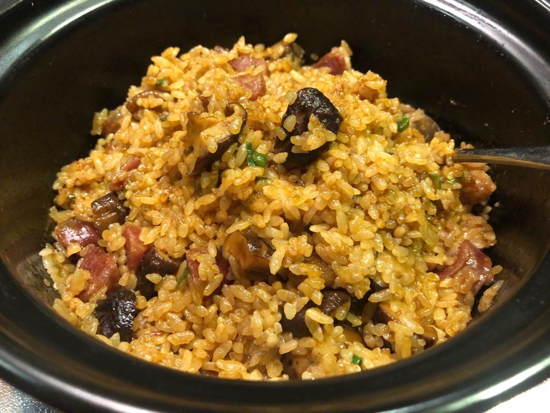 电饭锅版香菇腊肠饭