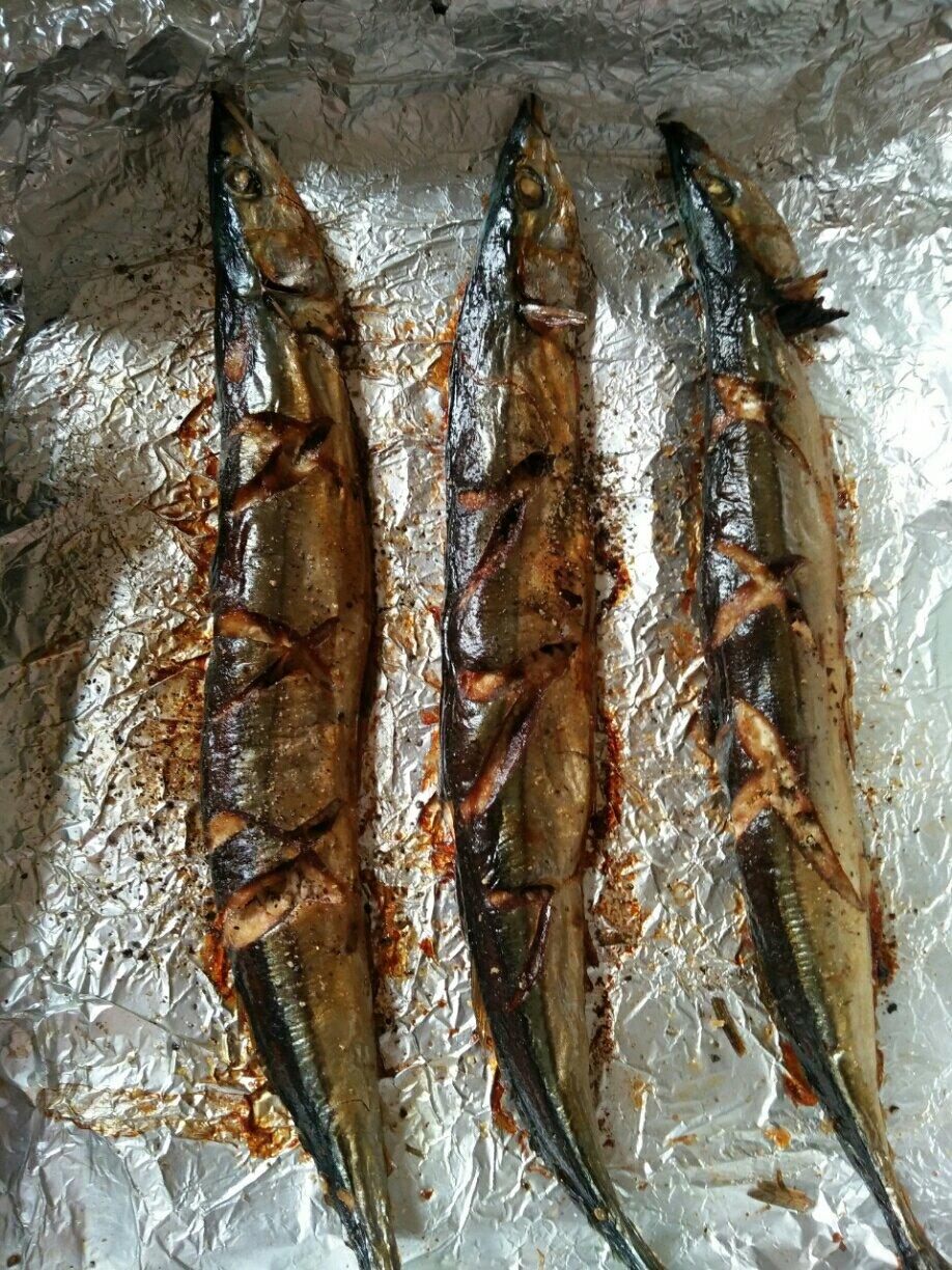 盐烤秋刀鱼