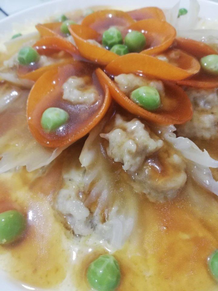 李淏天做的花开富贵蒸白菜肉卷