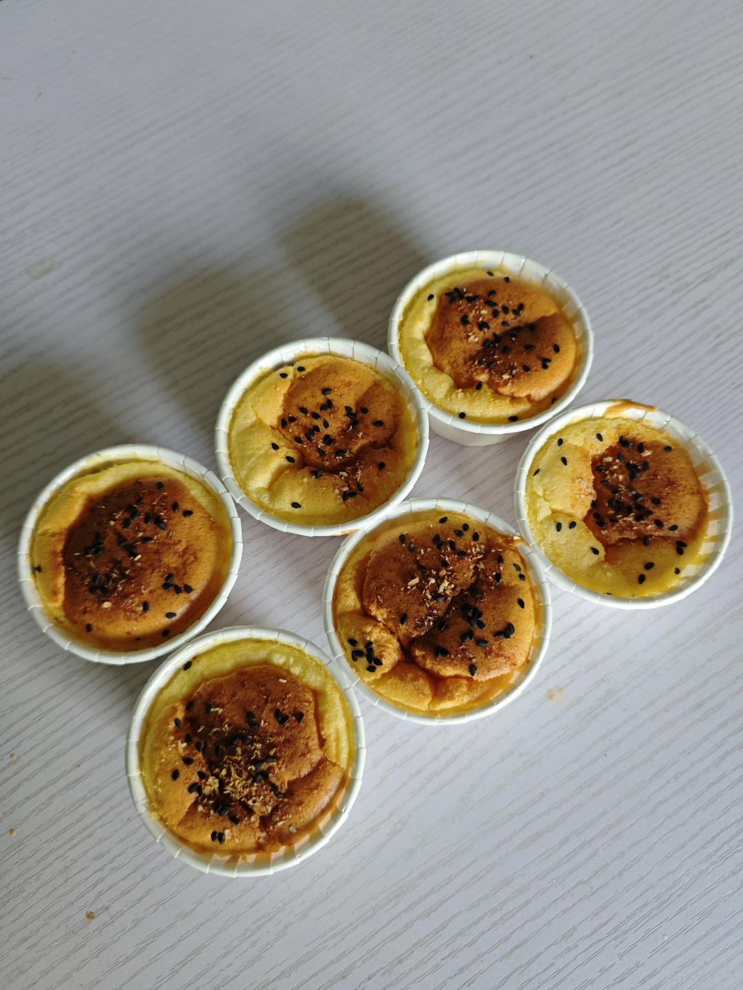 戚风小纸杯蛋糕