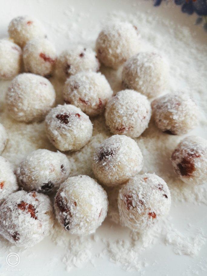 免烤箱速成小食点心——山药蔓越莓小方