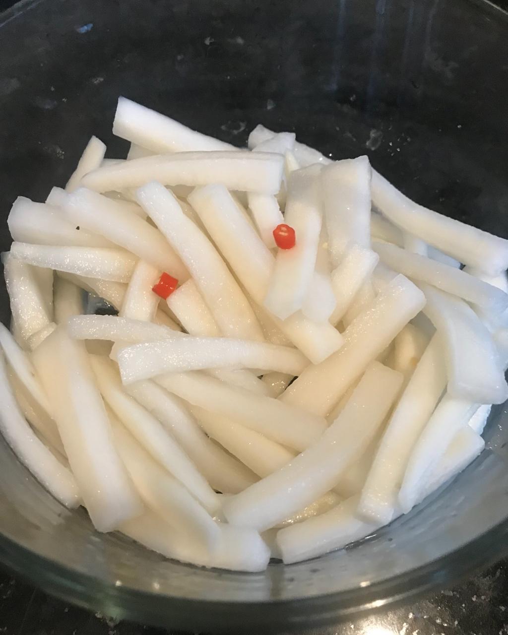 pinacolada做的酸酸甜甜辣辣爽口萝卜条