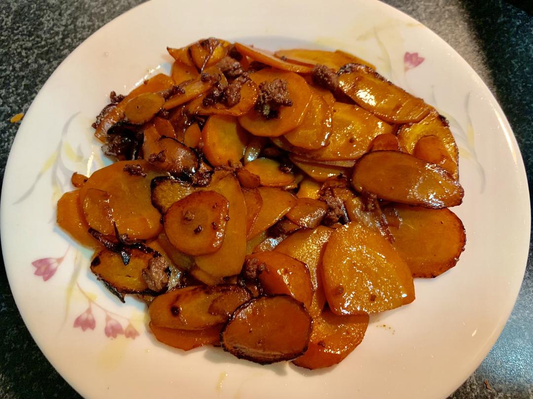 快手家常营养菜：肉末胡萝卜的做法