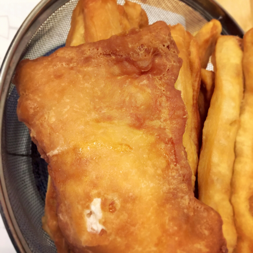 格子方块和条条做的鸡蛋包济南早餐