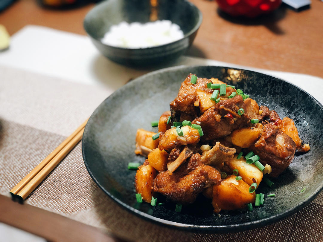 土豆炖排骨