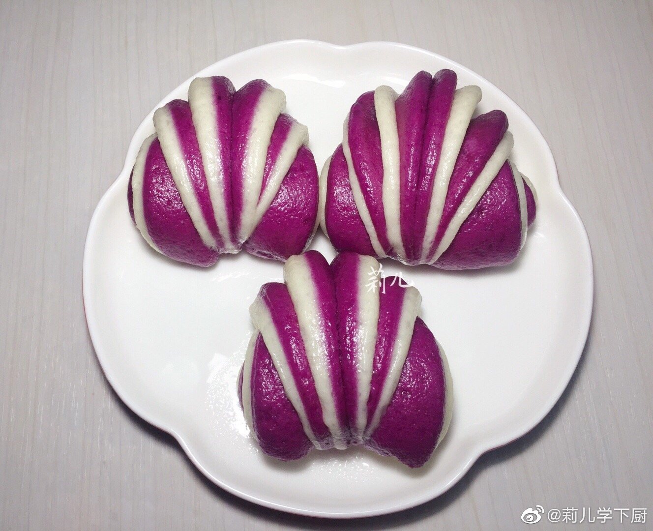 做法简单又好吃的『紫薯双色花卷』的做法