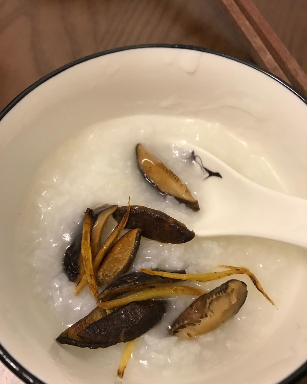 香菇粥+煮粥技巧（附视频菜谱）