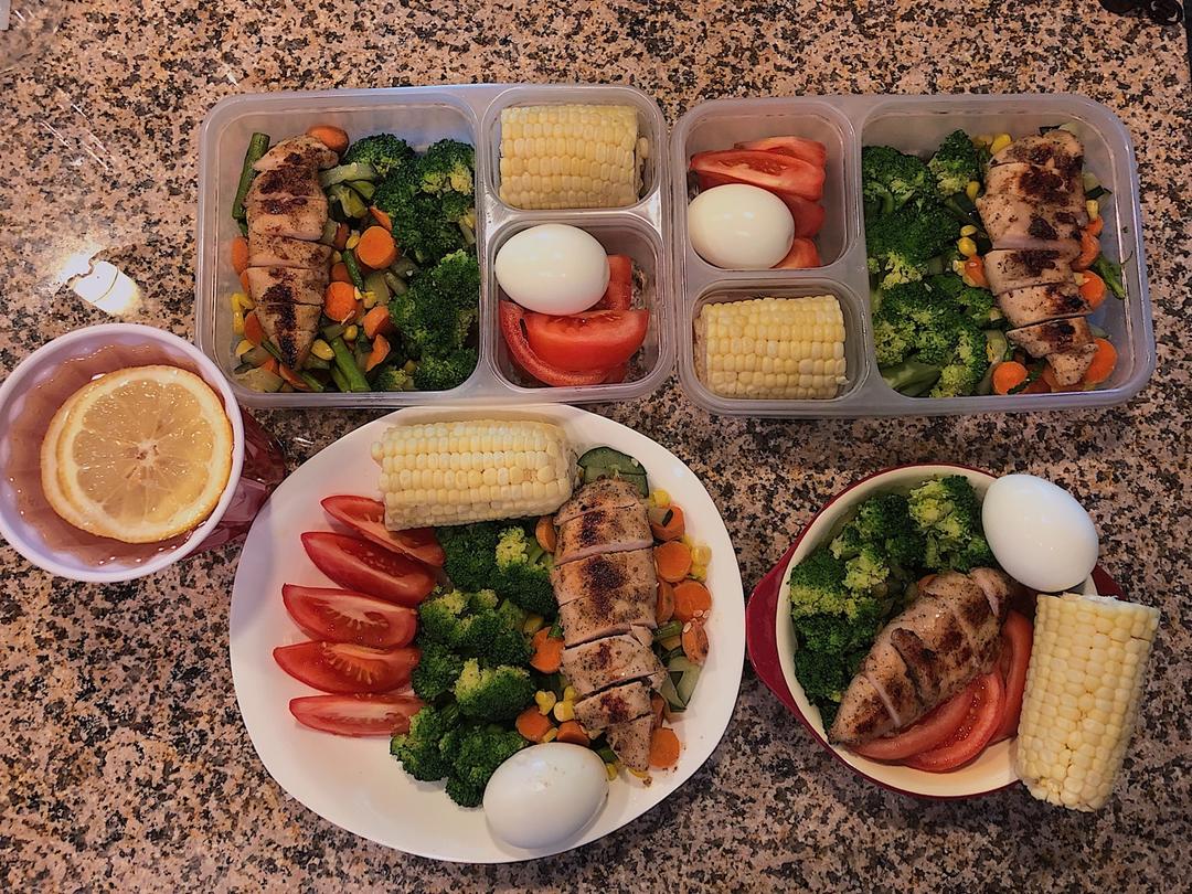 酷炫屌炸天好吃的煎鸡胸肉（香蒜蜂蜜煎鸡胸肉）